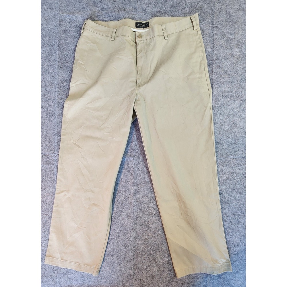 Eddie Bauer Jeans Mens 40x30‎ beige wrinkle resistant relaxed Straight